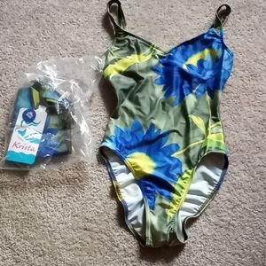 🛑3 for $25🛑One piece swimsuit with pareo